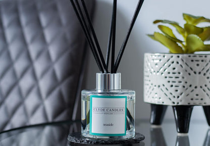 Seaside Reed Diffuser - , Luxury Diffuser Oil with a Set of 7 Fibre Sticks, 100Ml, Best Aroma Scent for Home, Kitchen, Living Room, Bathroom. Fragrance Diffusers Set with Sticks